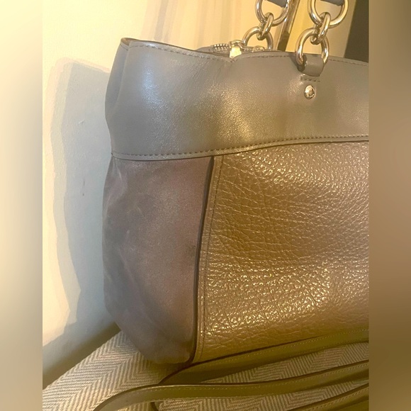 Coach Brooke Carryall Gray Suede Trim  Satchel/ Crossbody - GUC - Picture 4 of 14
